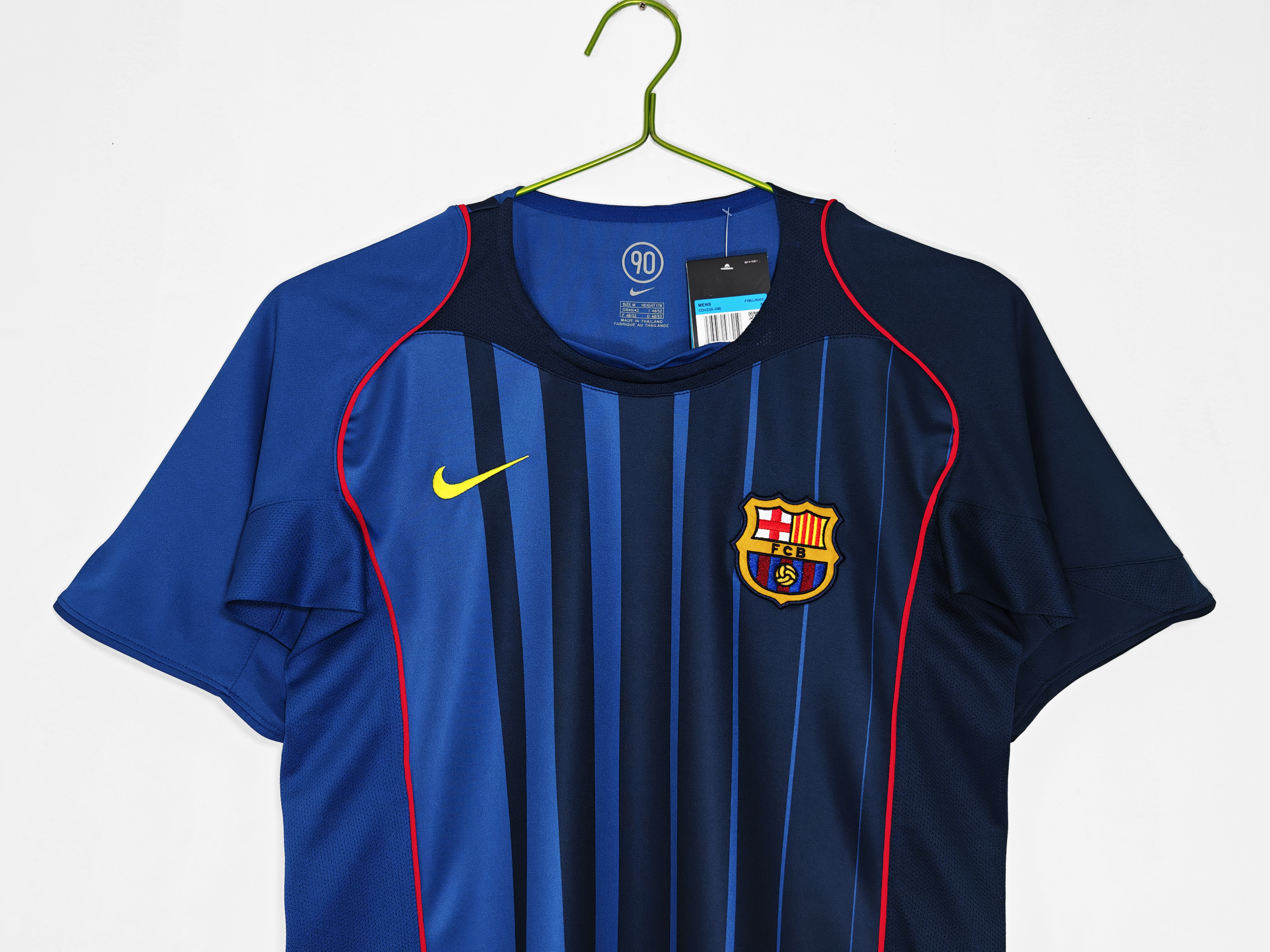 2004/05 Barcelona Away Retro jersey
