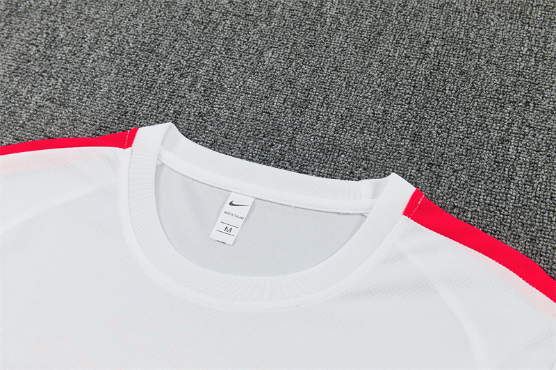 26/27 PSG White Short Sleeve Tracksuits PSG