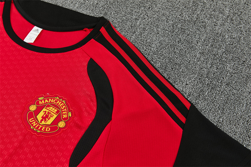 26/27 Manchester United Red Short Sleeve Tracksuits