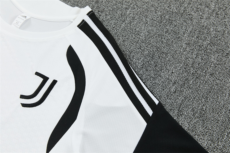 26/27 Juventus White Short Sleeve Tracksuits