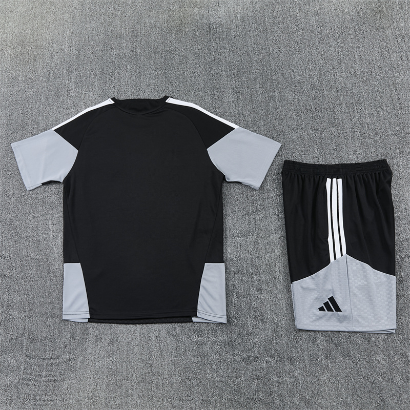 26/27 Spain Black Short Sleeve Tracksuits