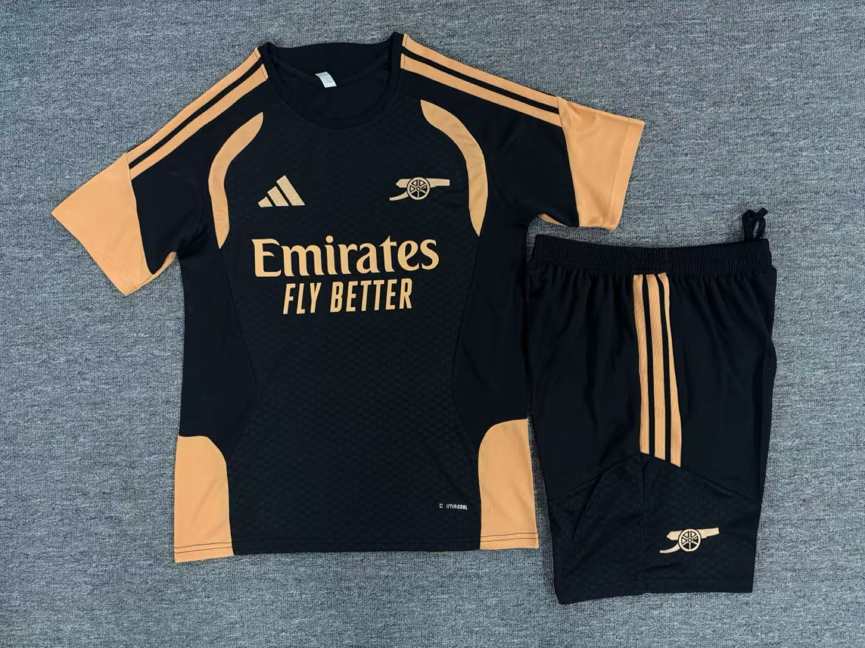 26/27 Arsenal Black Short Sleeve Tracksuits
