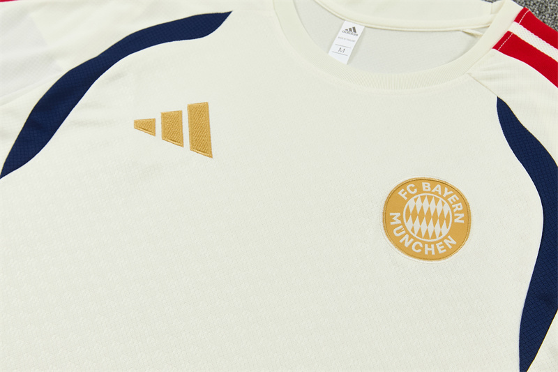 26/27 Bayern Munich beige short-sleeve tracksuits