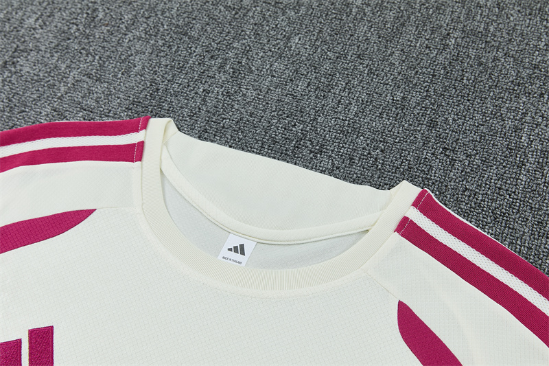 26/27 Real Madrid Beige Short Sleeve Tracksuits