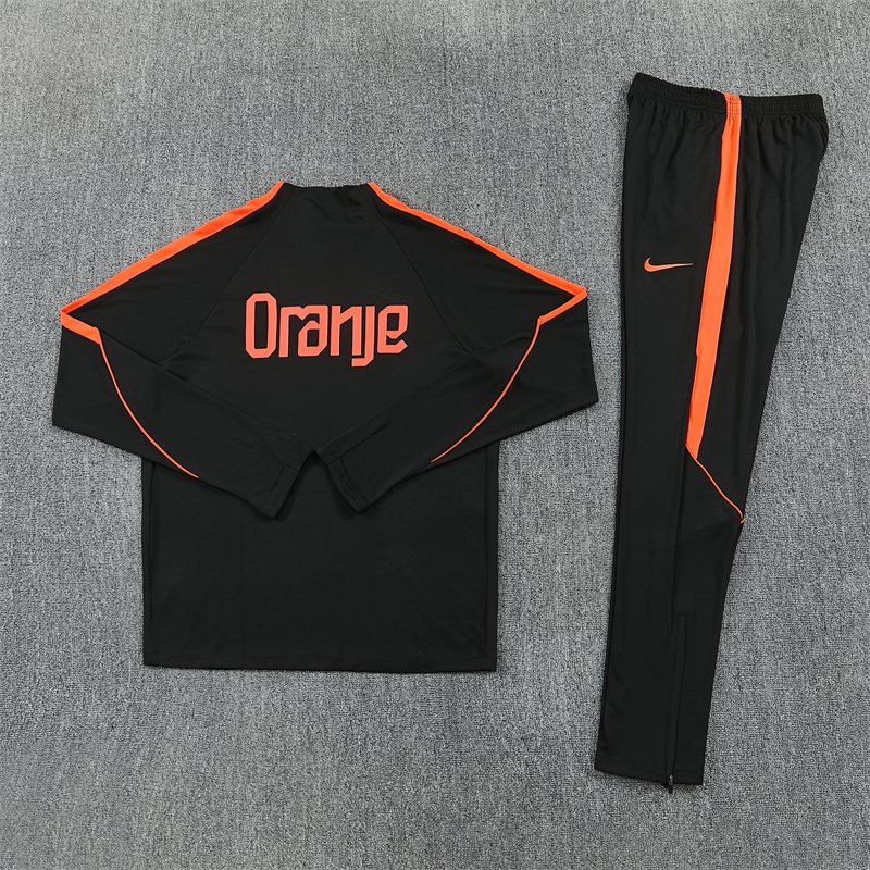 26/27 Netherlands Black Tracksuits