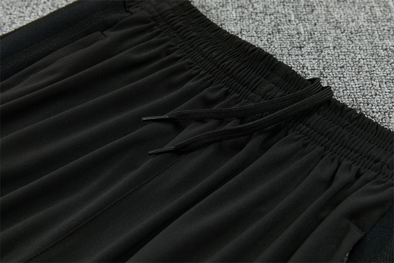 26/27 Real Madrid Black Tracksuits
