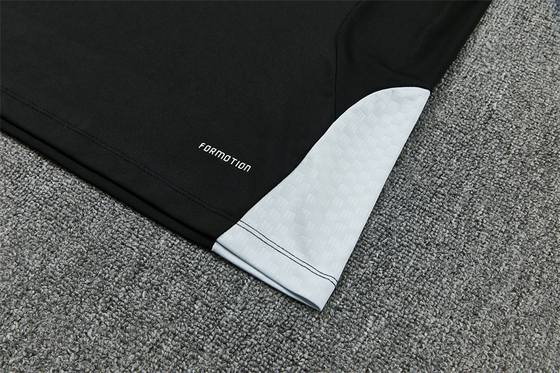 26/27 Liverpool Black Tracksuits