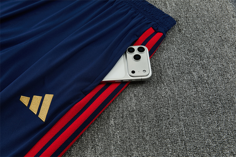 26/27 Bayern Beige Tracksuits