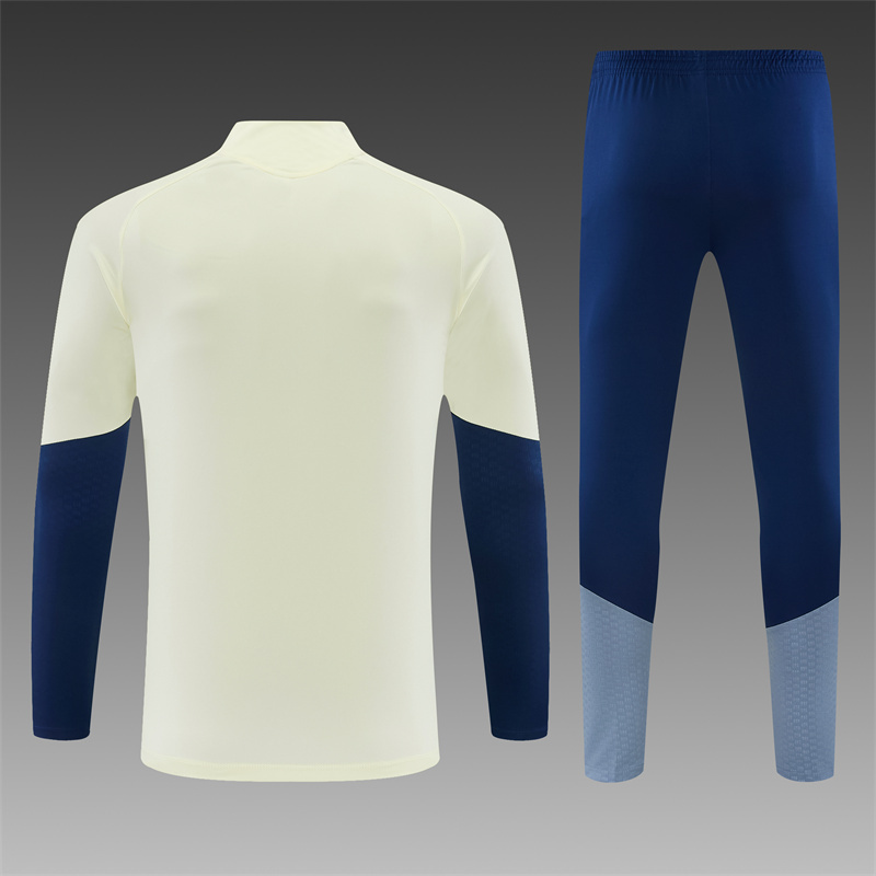 26/27 Bayern Beige Tracksuits