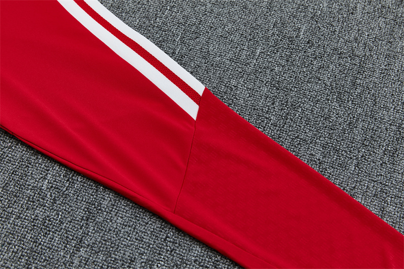 26/27 Liverpool Red Tracksuits