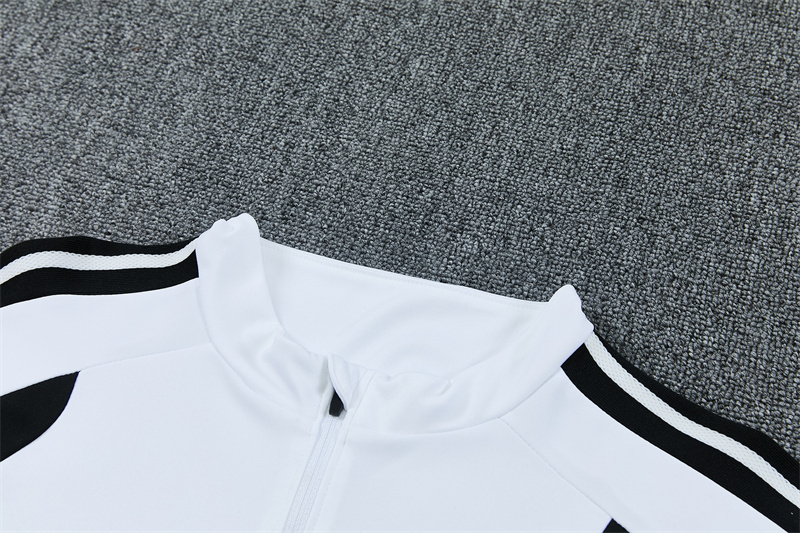 26/27 Juventus White Tracksuits