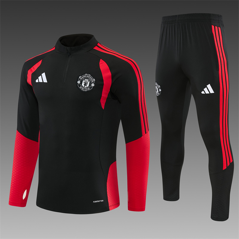 26/27 Manchester United Black Tracksuits