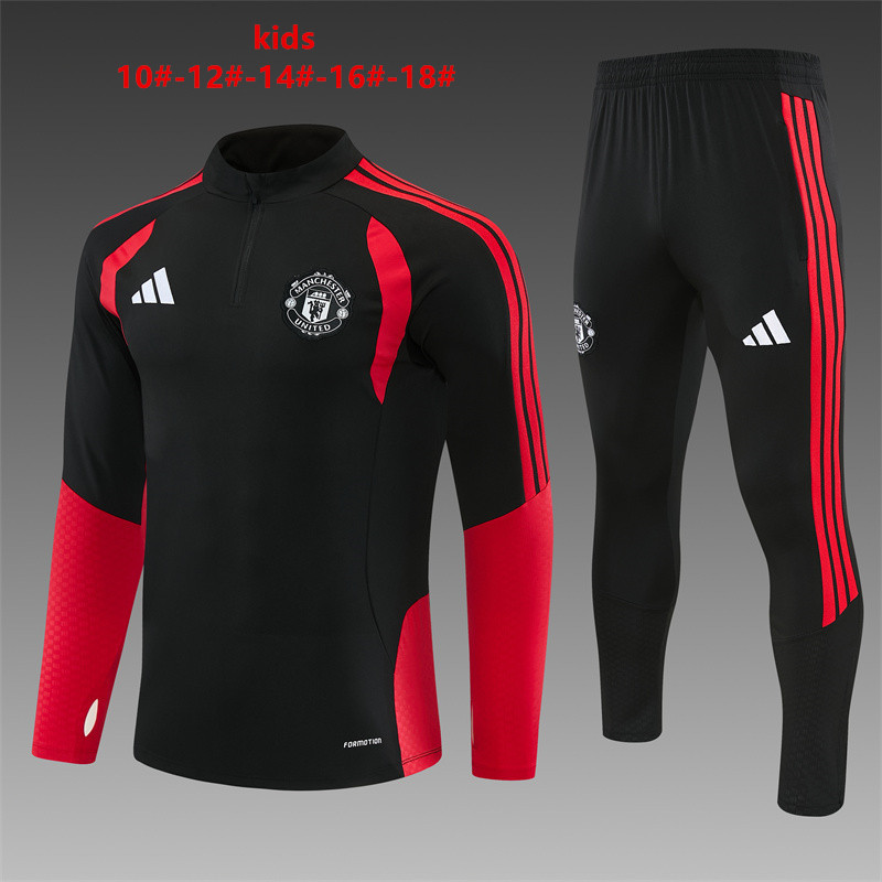 26/27 Manchester United Black Tracksuits