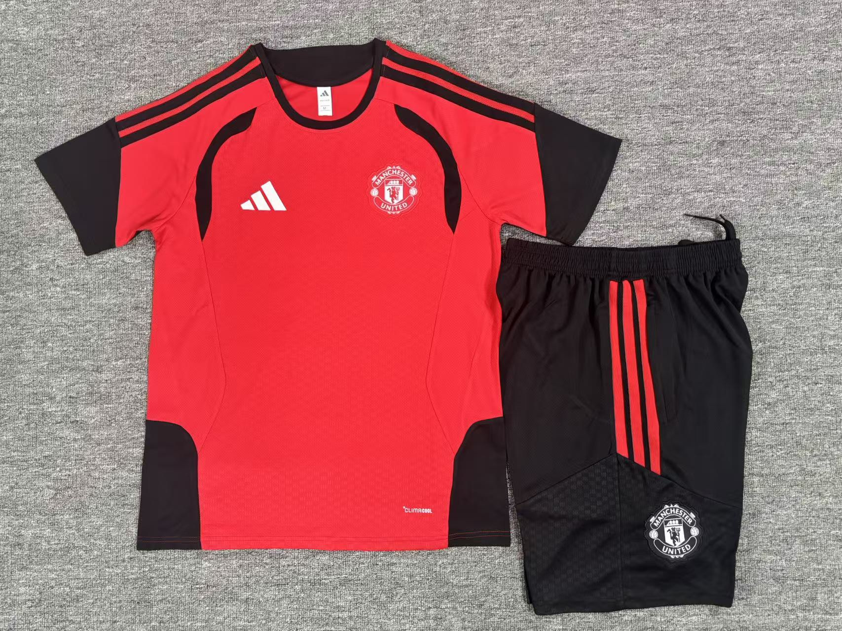 26/27 Manchester United Red Short Sleeve Tracksuits