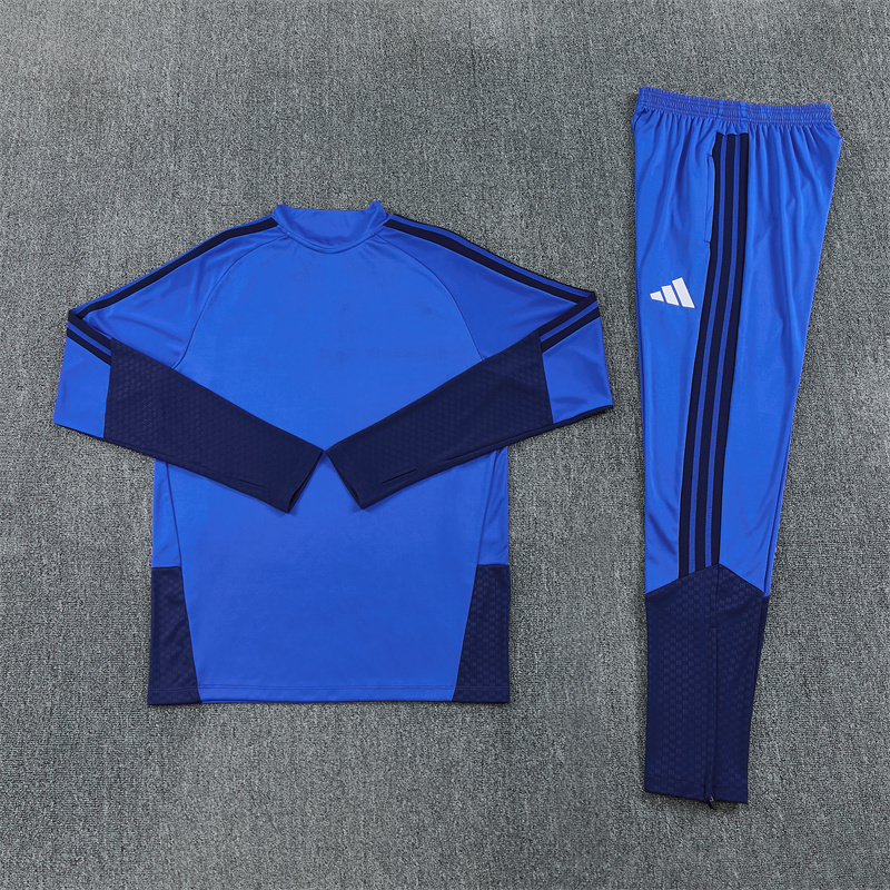 26/27 Manchester United Light Blue Tracksuits