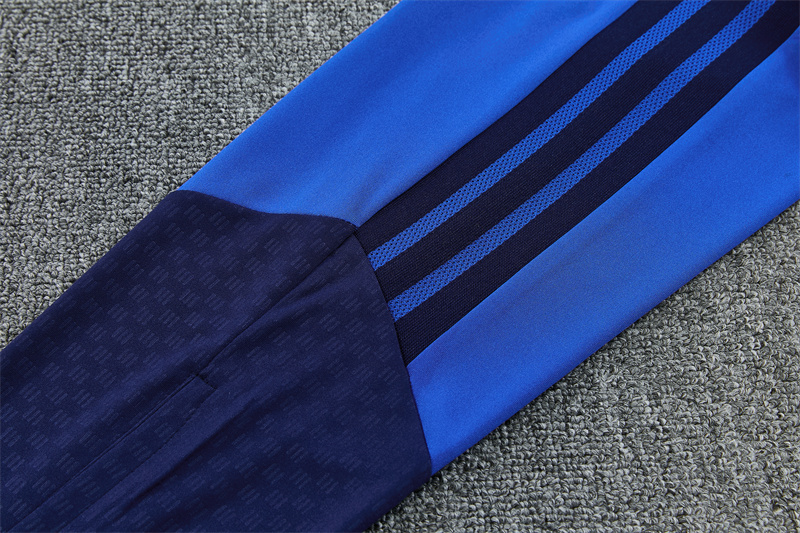 26/27 Manchester United Light Blue Tracksuits