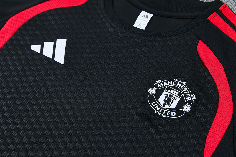 26/27 Manchester United Black Short Sleeve Tracksuits