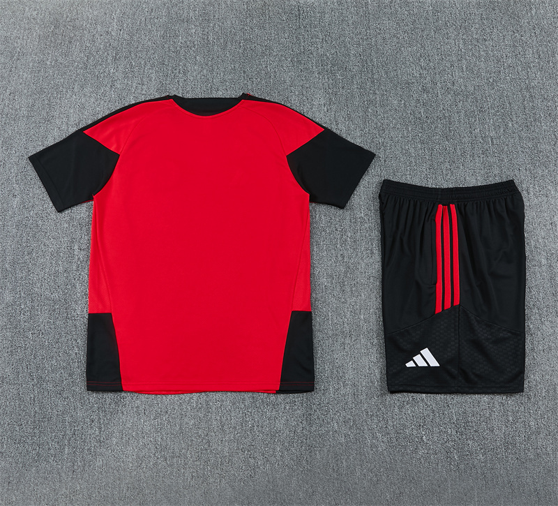 26/27 Manchester United Red Short Sleeve Tracksuits