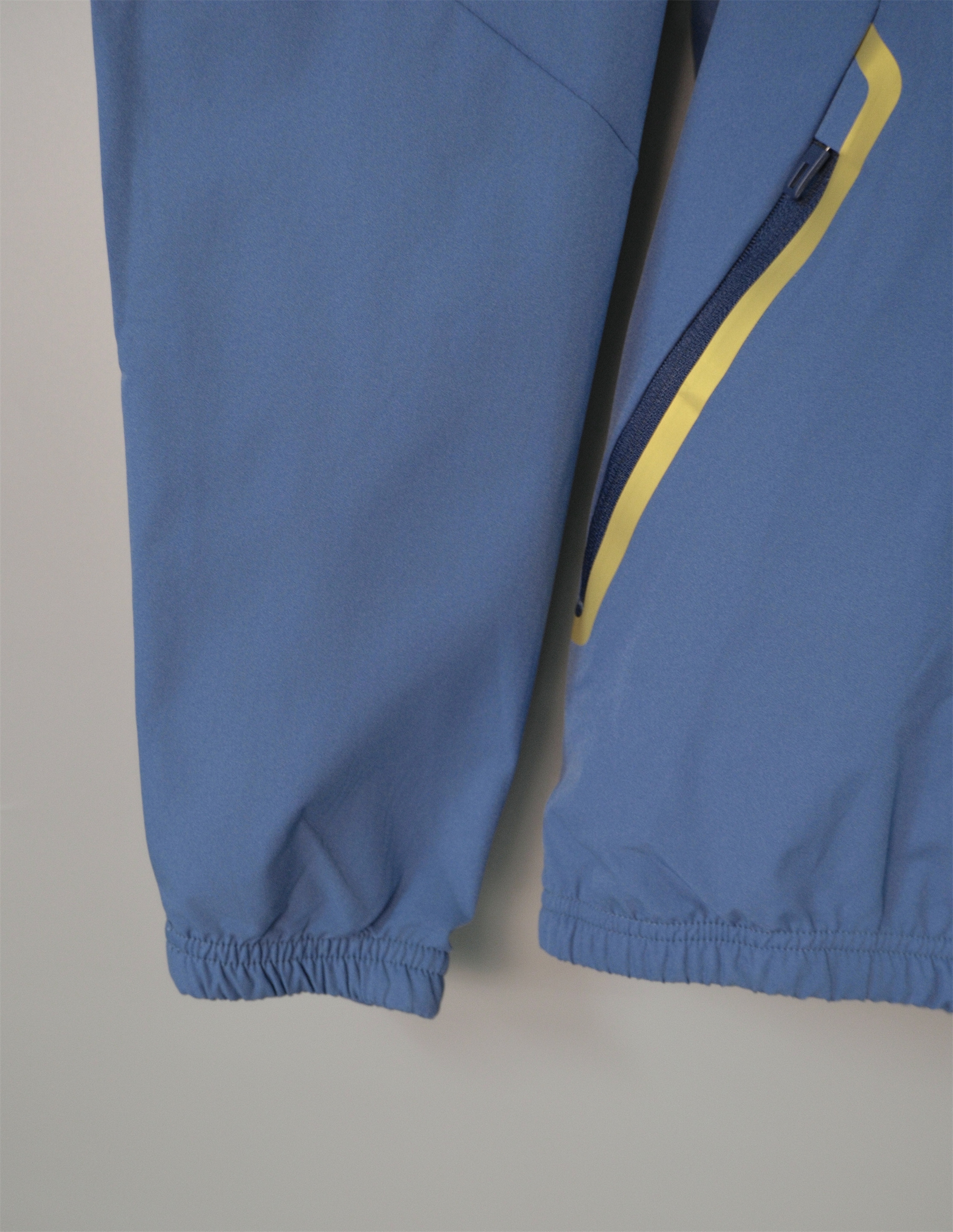 26/27 Argentina Blue-Grey Hooded Windbreaker