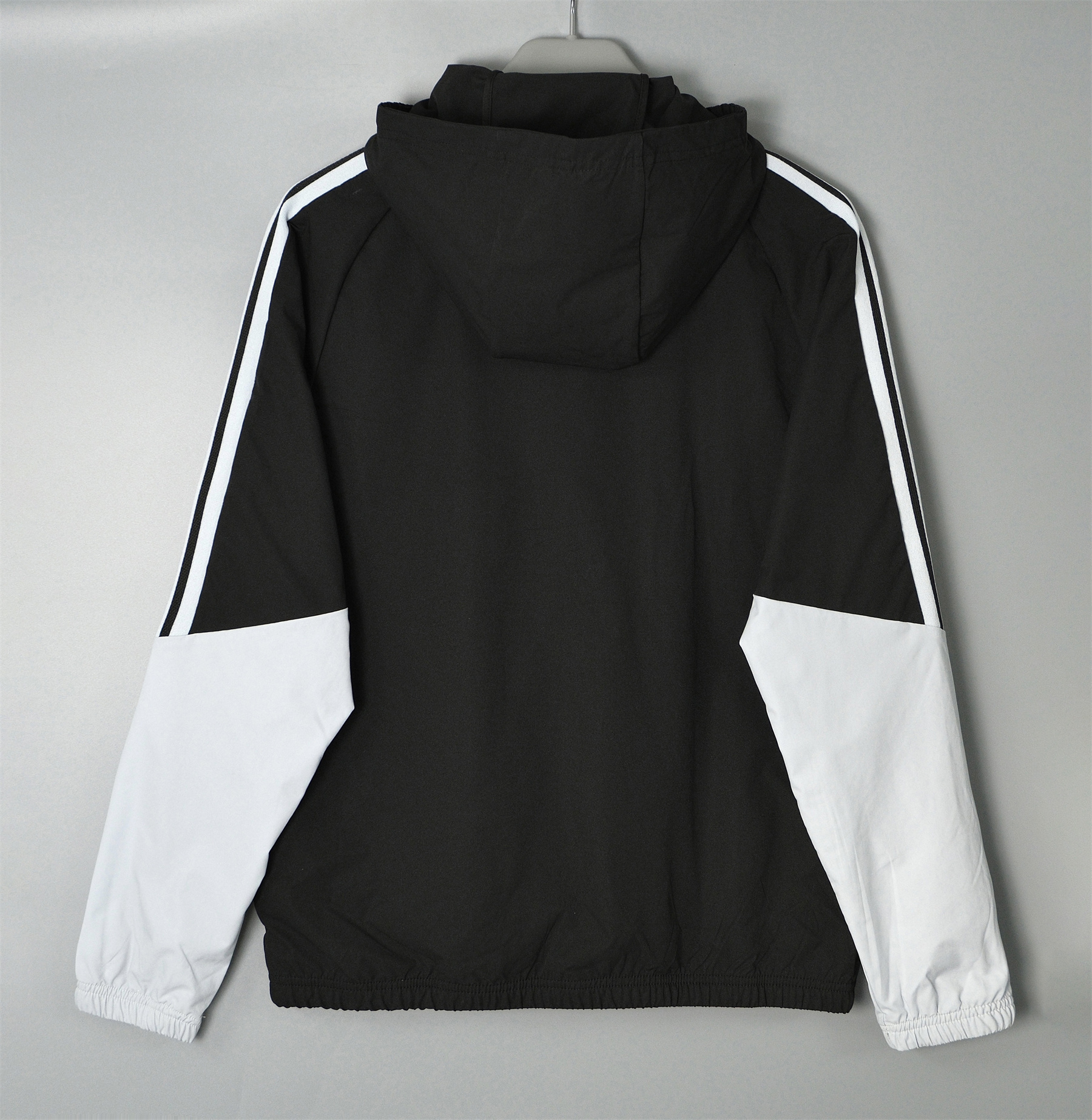 26/27 Liverpool Black Hooded Windbreaker