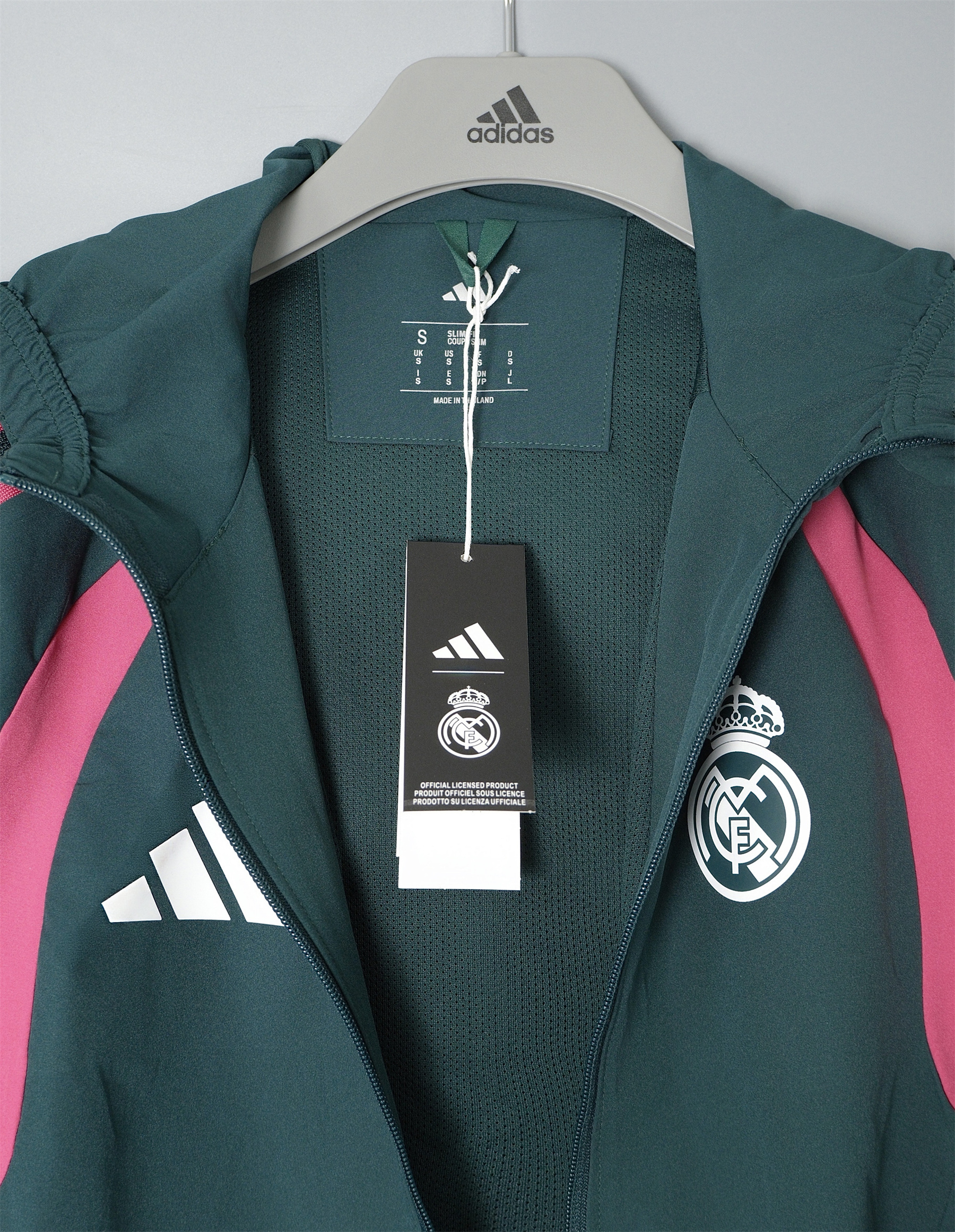 26/27 Real Madrid Dark Green Hooded Windbreaker