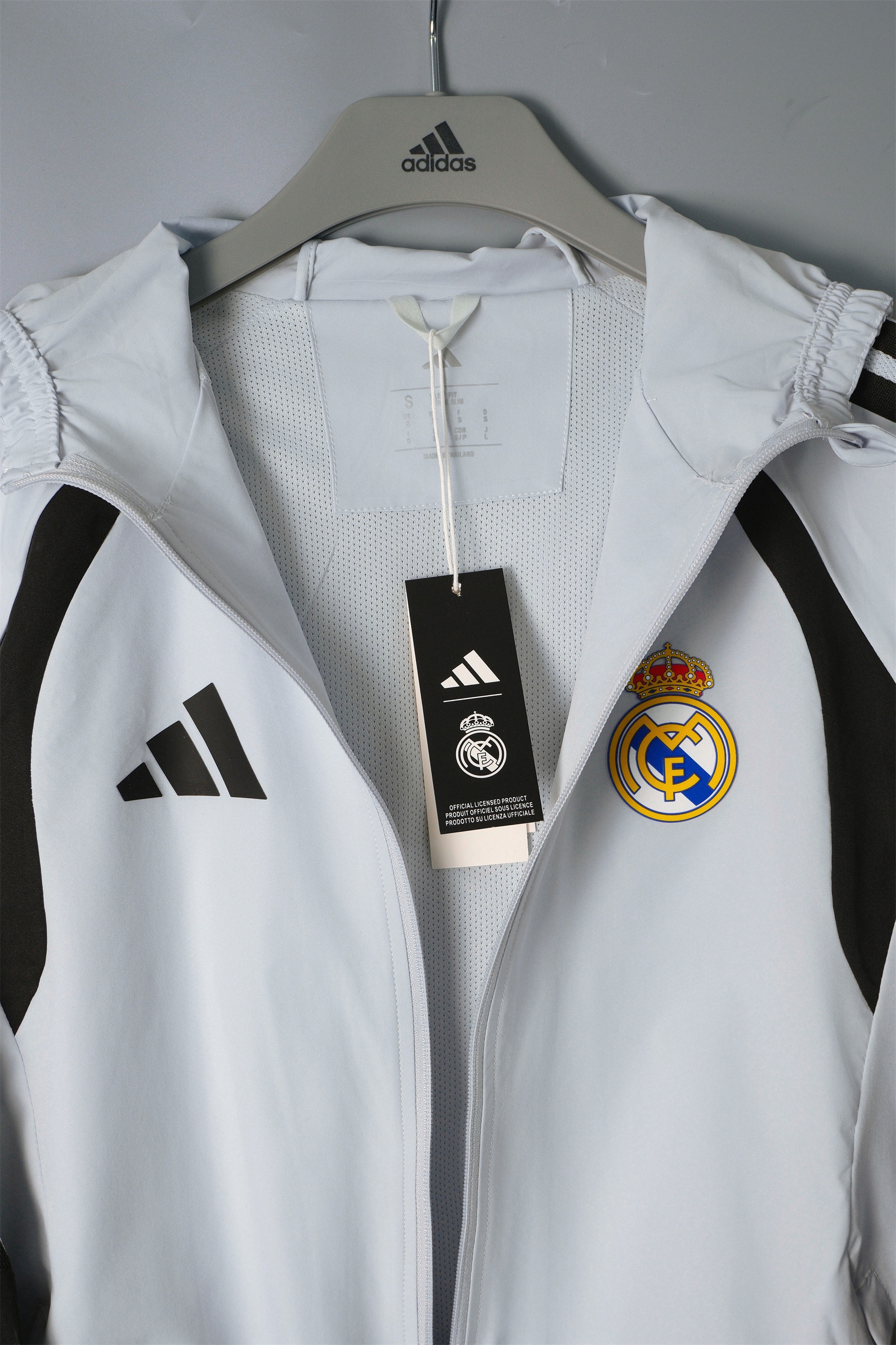 26/27 Real Madrid Light Grey Hooded Windbreaker