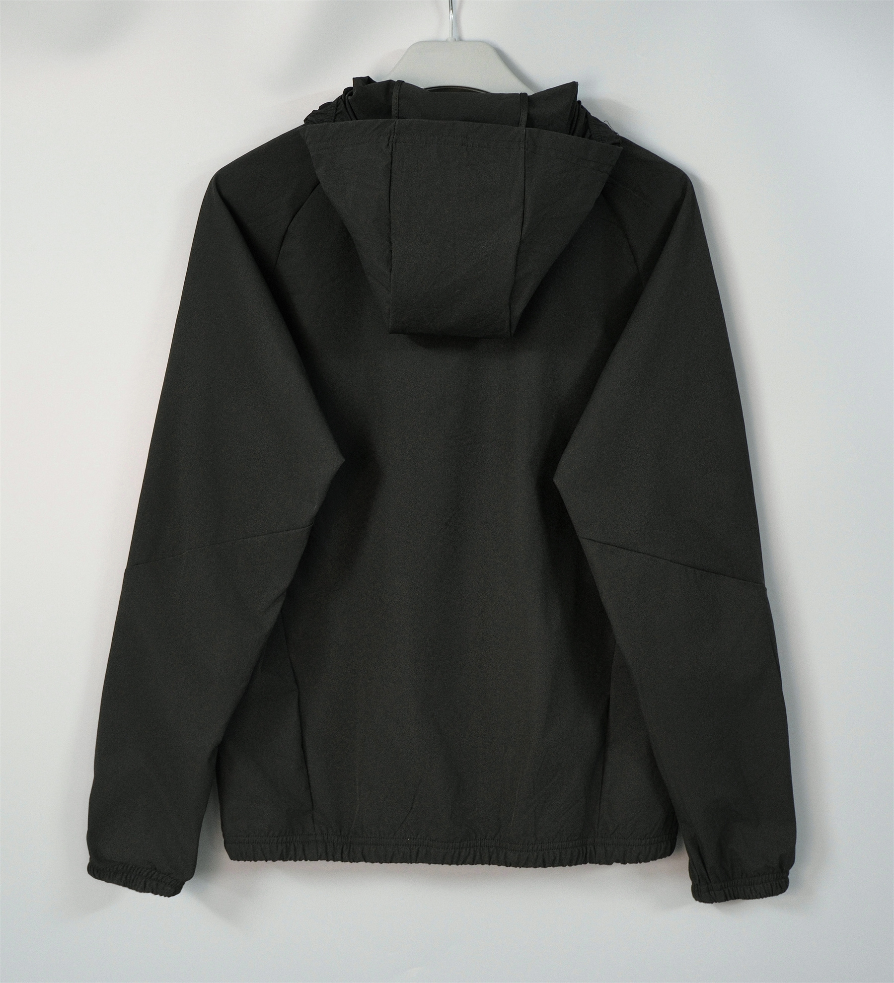 26/27 Real Madrid Black Hooded Windbreaker
