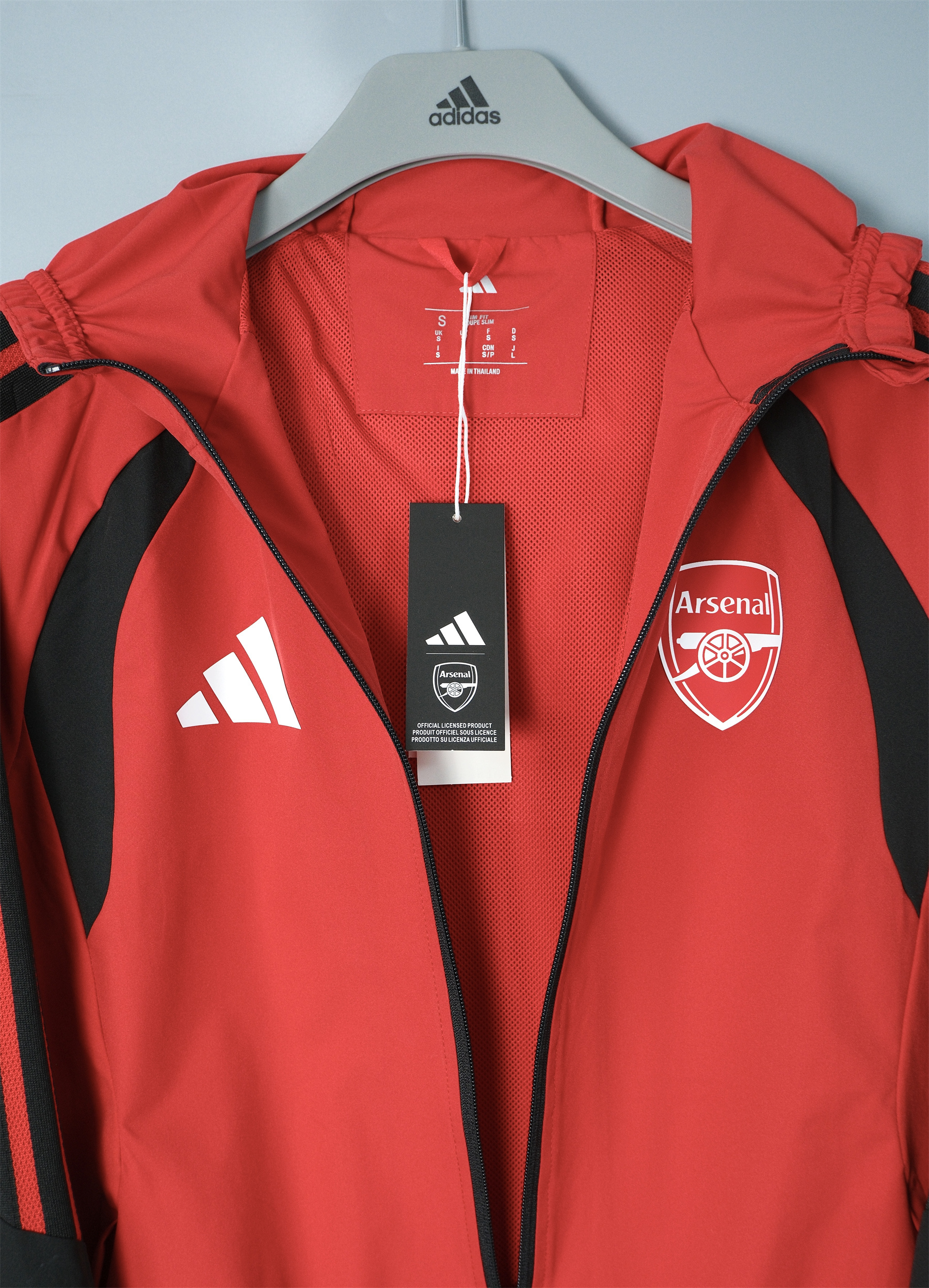 26/27 Arsenal Red Hooded Windbreaker