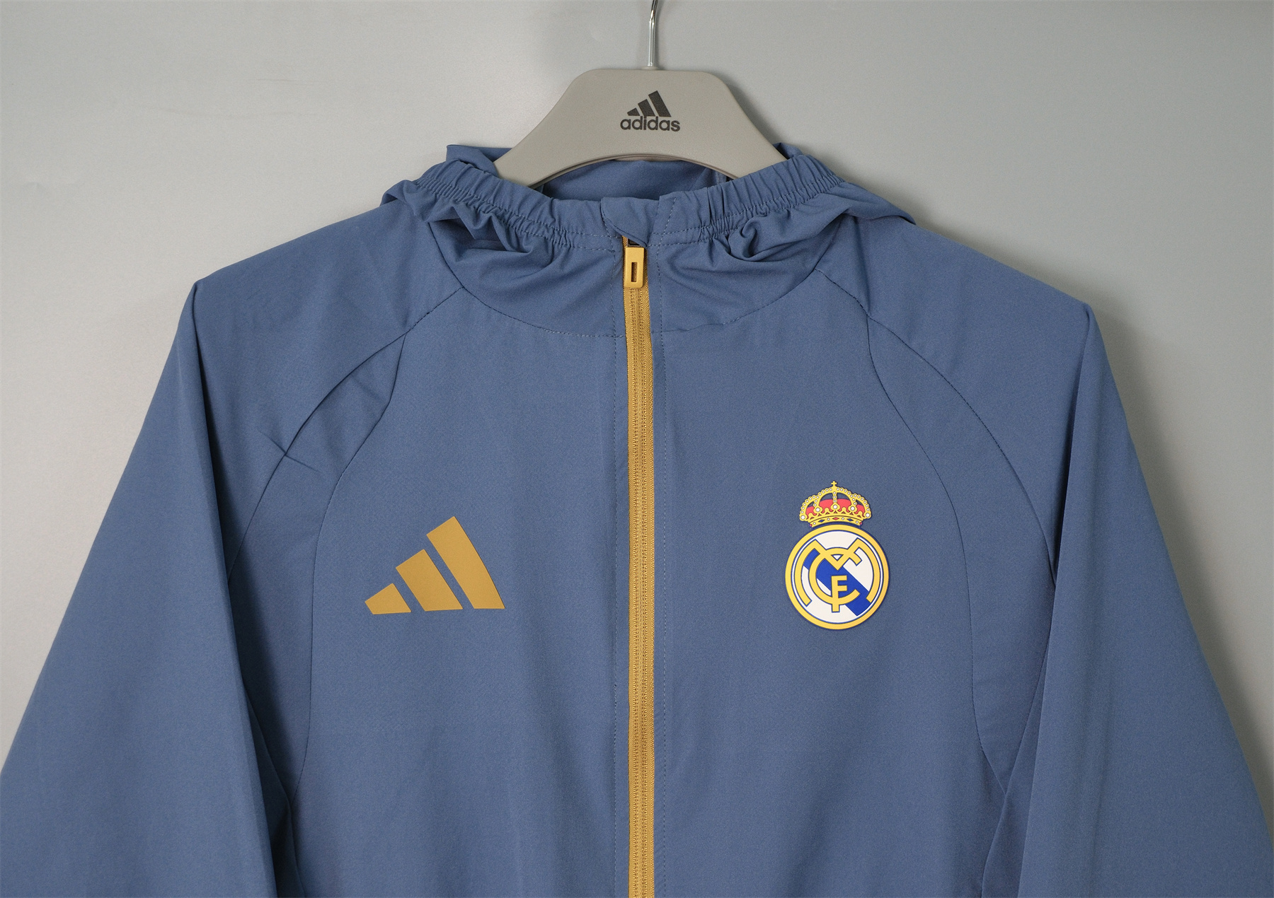 26/27 Real Madrid Blue-Grey Hooded Windbreaker
