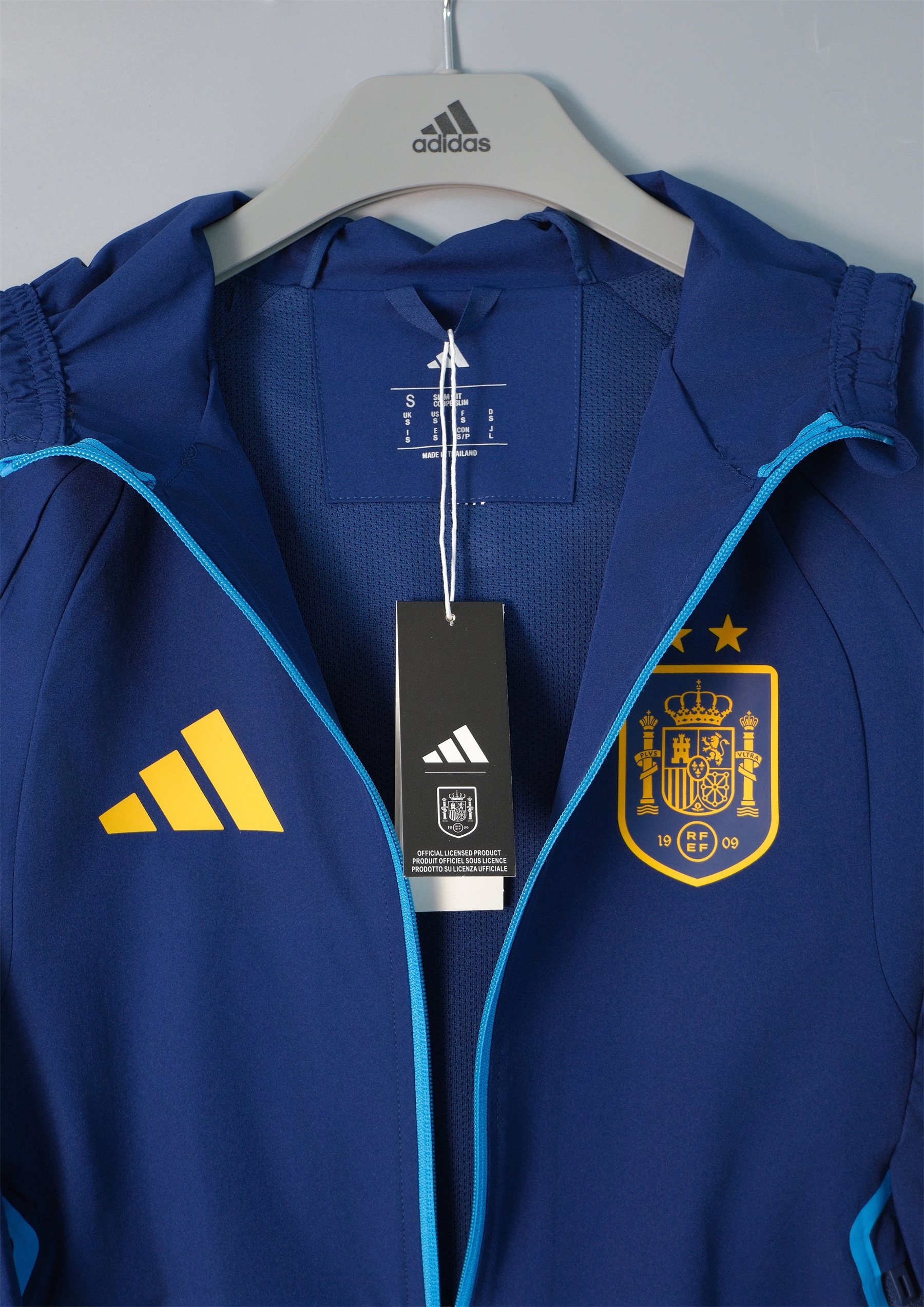 26/27 Spain Royal Blue Hooded Windbreaker