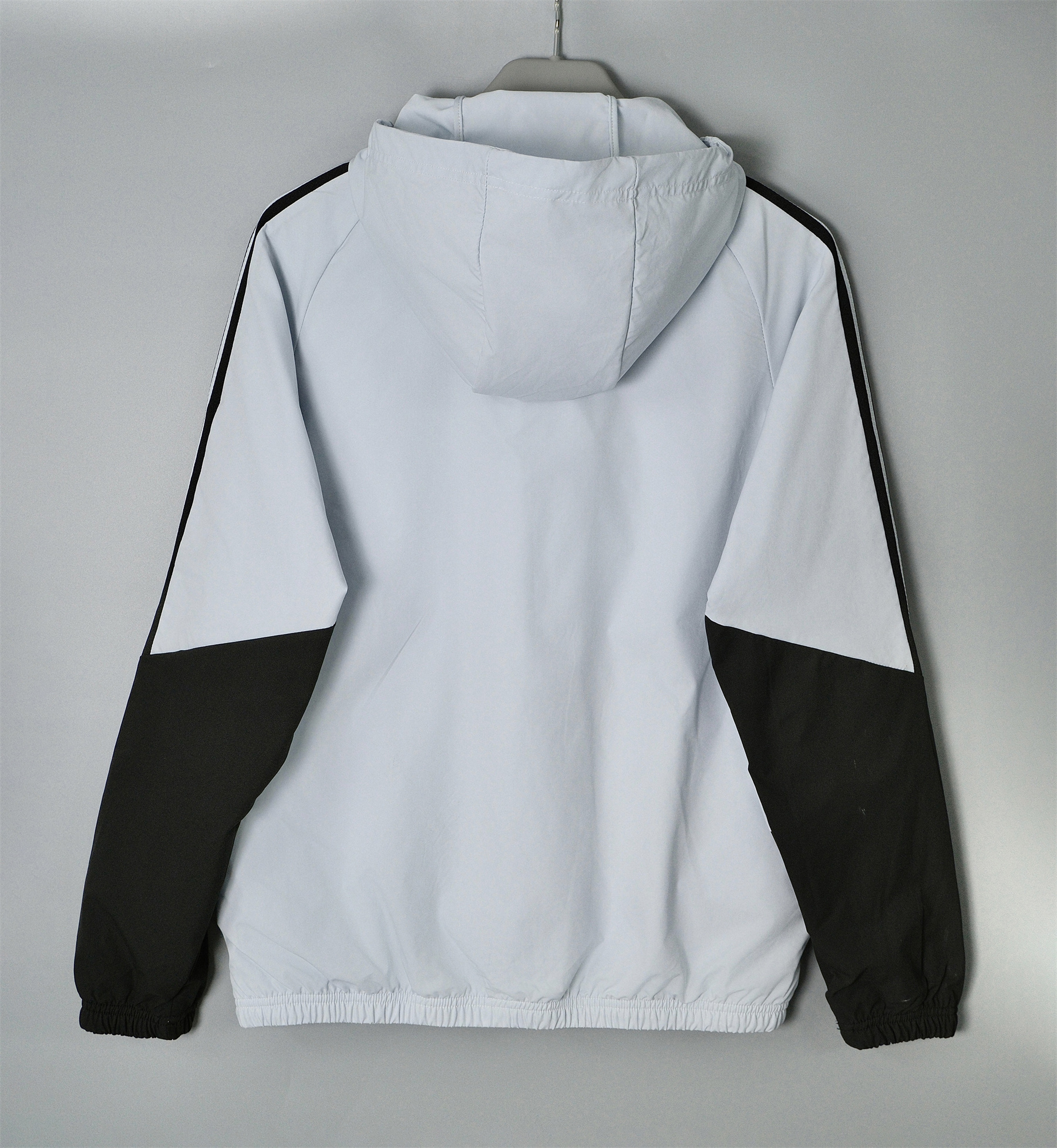 26/27 Real Madrid Light Grey Hooded Windbreaker