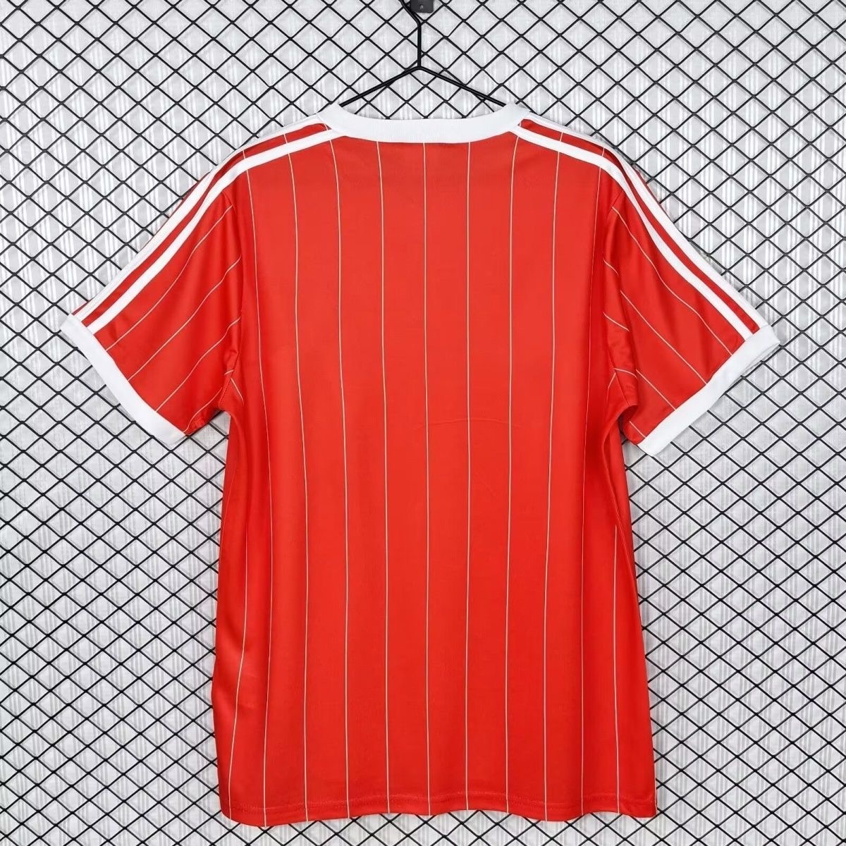 1982/84 Nottingham Forest Home Retro jersey