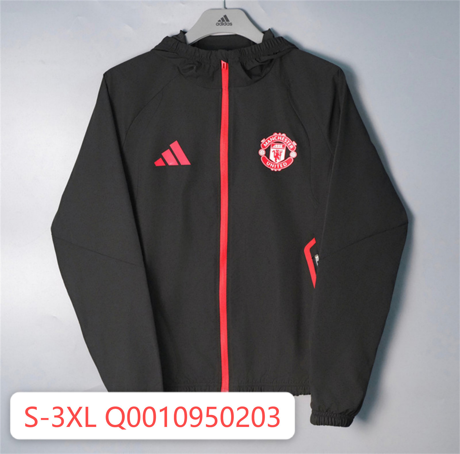 26/27 Manchester United Black and red Hooded Windbreaker