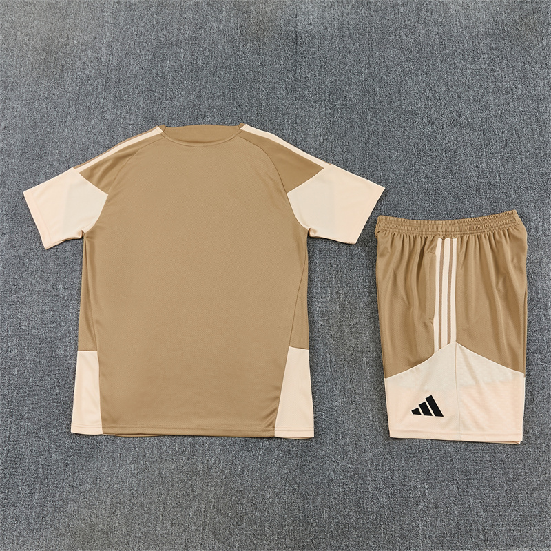 26/27 Arsenal Gold Short-Sleeve Tracksuits