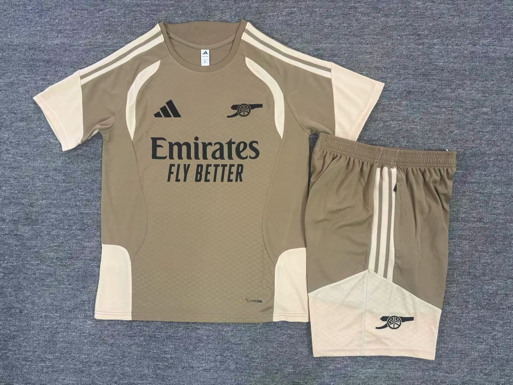 26/27 Arsenal Gold Short-Sleeve Tracksuits