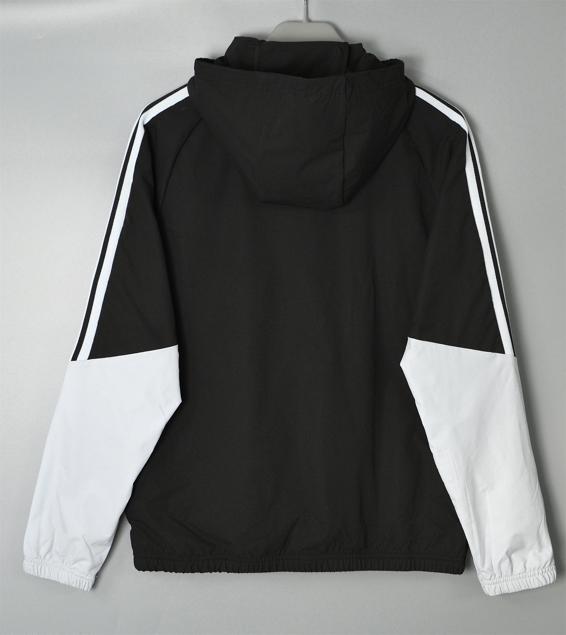 26/27 Spain Black Hooded Windbreaker