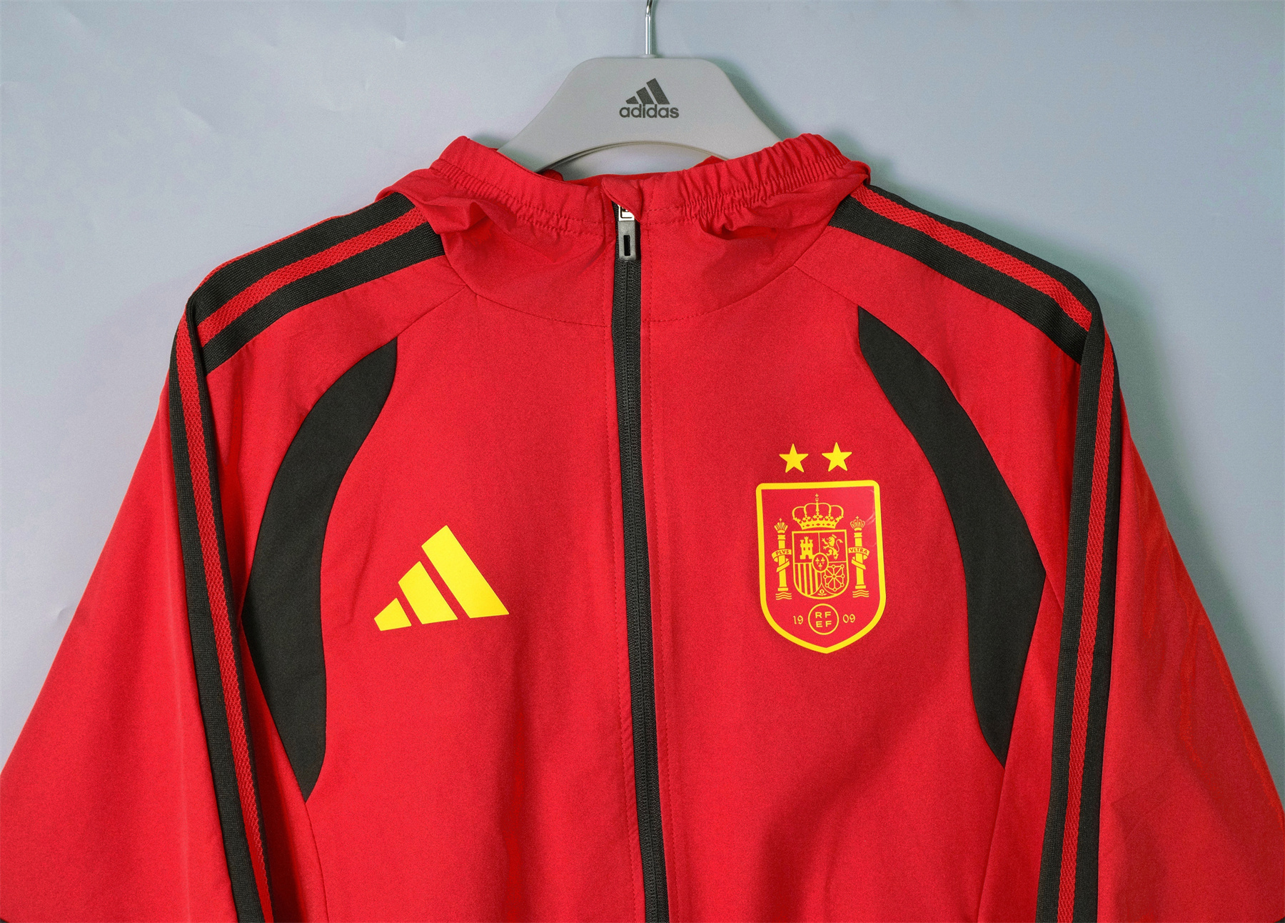 26/27 Spain Red Hooded Windbreaker