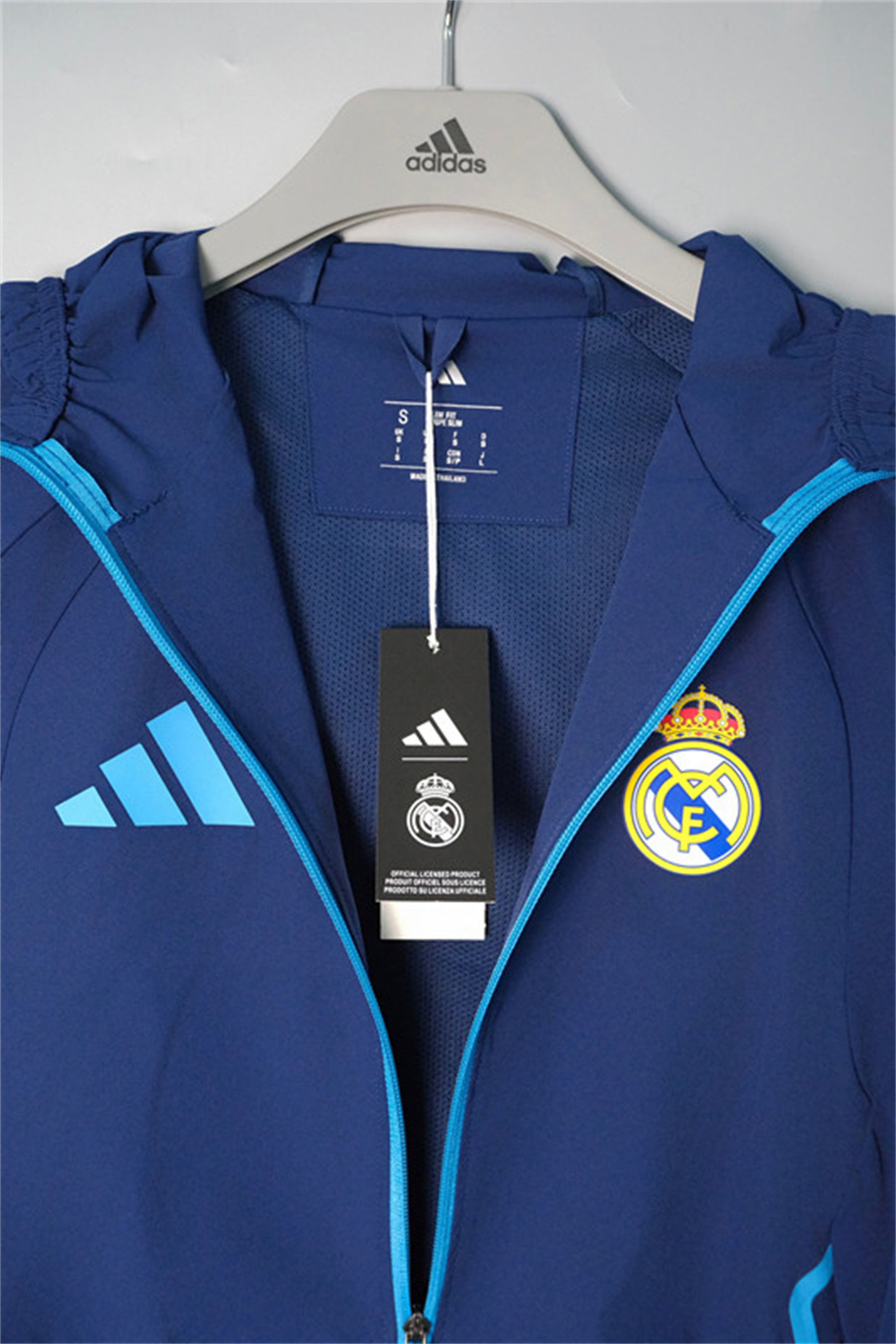 26/27 Real Madrid Royal Blue Hooded Windbreaker