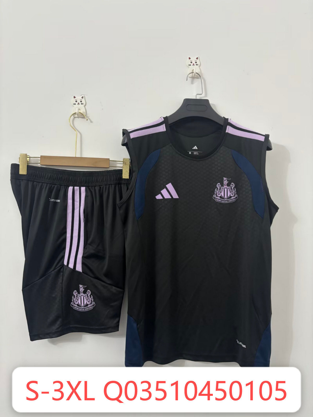 26/27 Newcastle Black Short-Sleeve Tracksuits