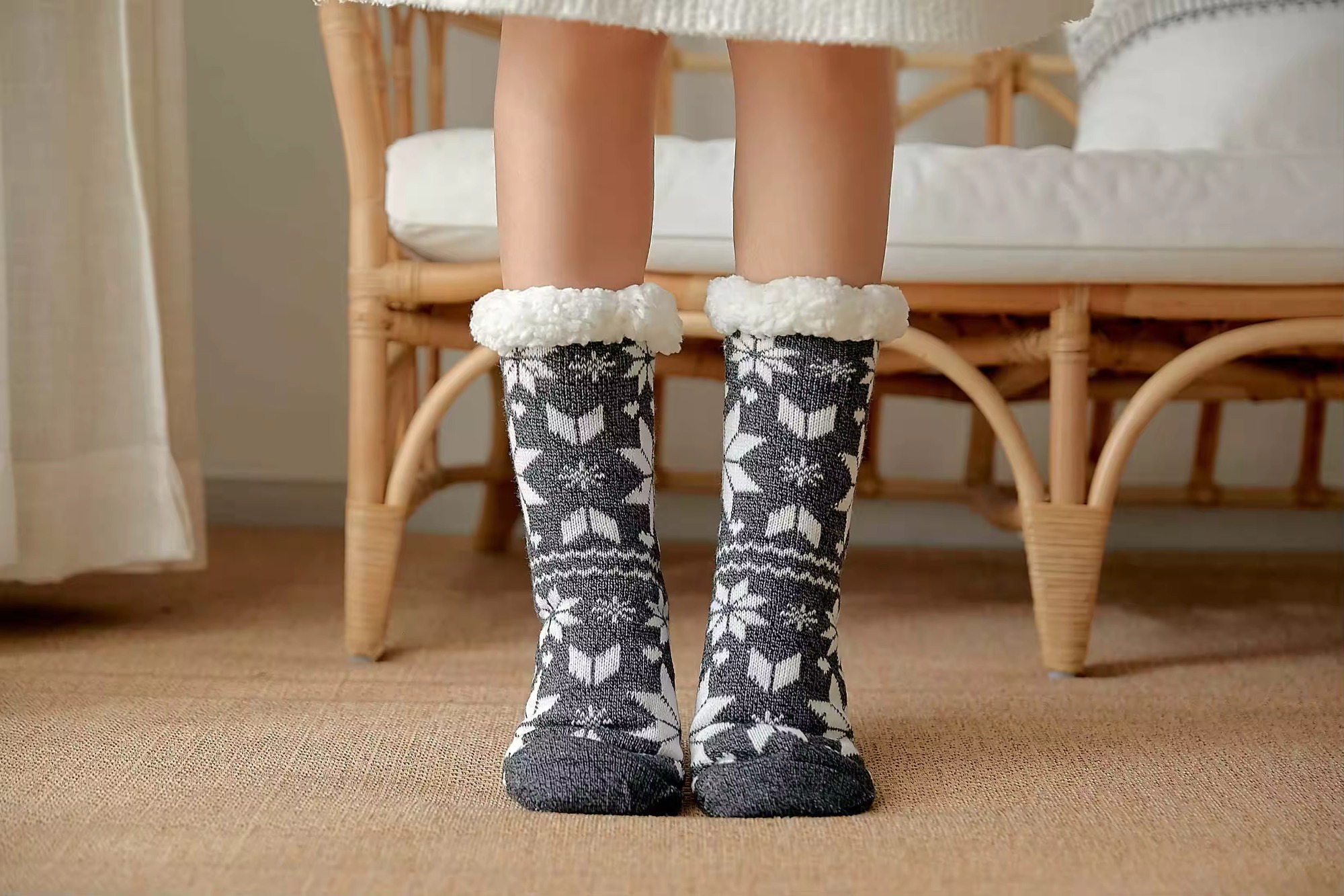 YFS-18 Slipper Socks with Grippers for Women Socks for Women Home Sleeping Winter Socks