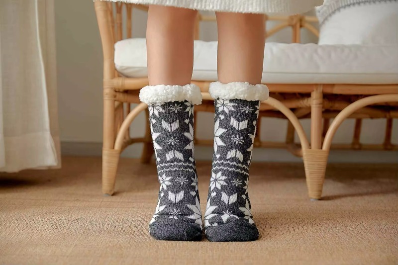 YFS-18 Slipper Socks with Grippers for Women Socks for Women Home Sleeping Winter Socks