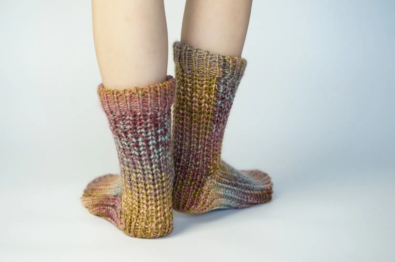 YFS-25 Slipper Socks with Grippers for Women Socks for Women Home Sleeping Winter Socks