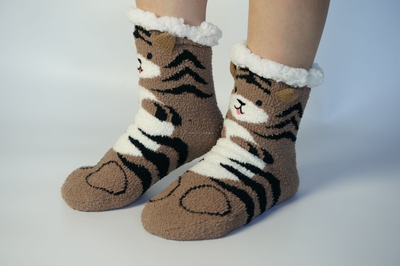YFS-27 Slipper Socks with Grippers for Women Socks for Women Home Sleeping Winter Socks