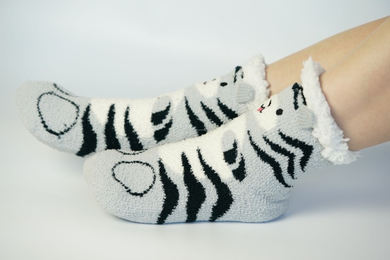 YFS-27 Slipper Socks with Grippers for Women Socks for Women Home Sleeping Winter Socks
