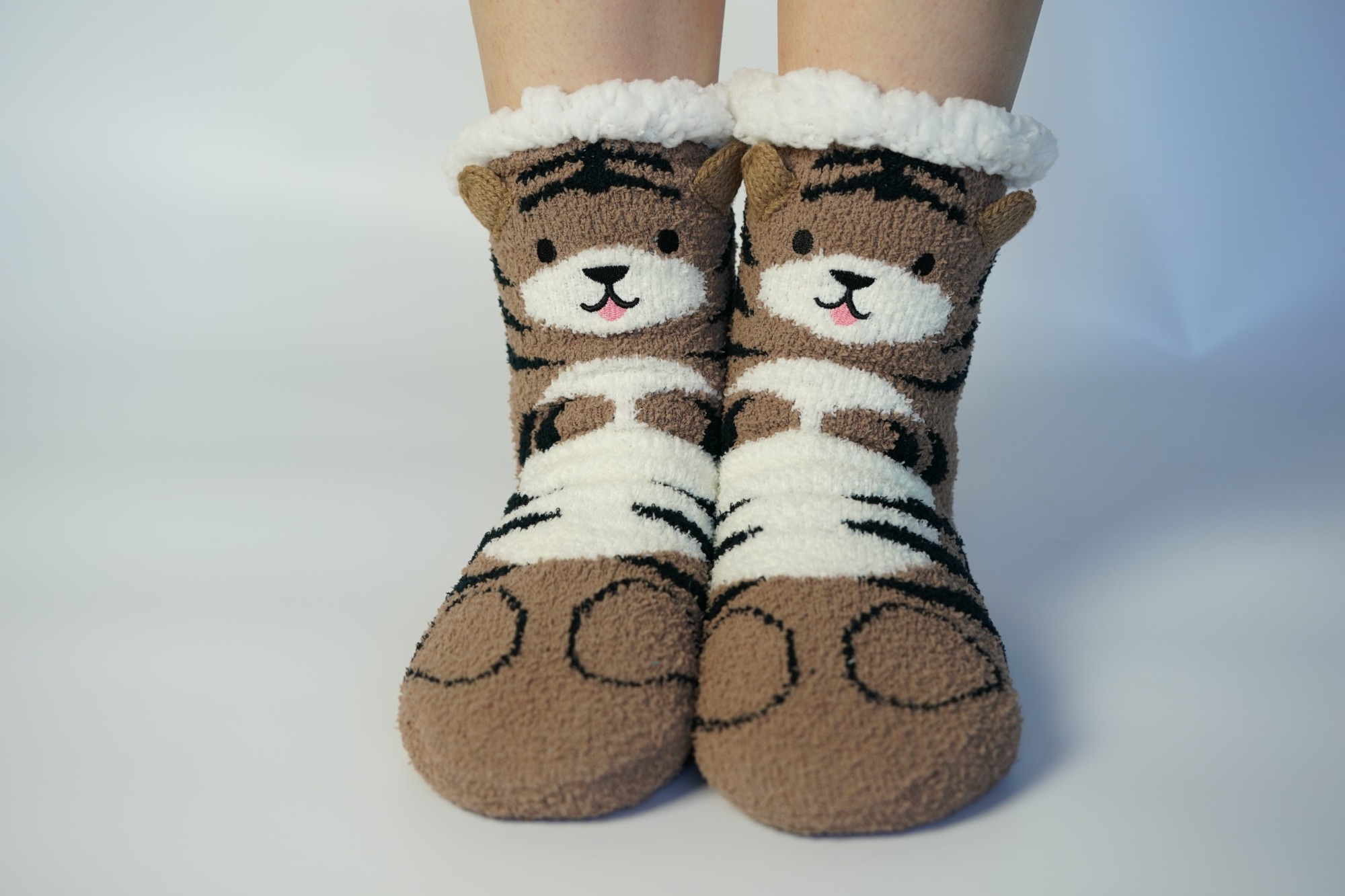 YFS-27 Slipper Socks with Grippers for Women Socks for Women Home Sleeping Winter Socks