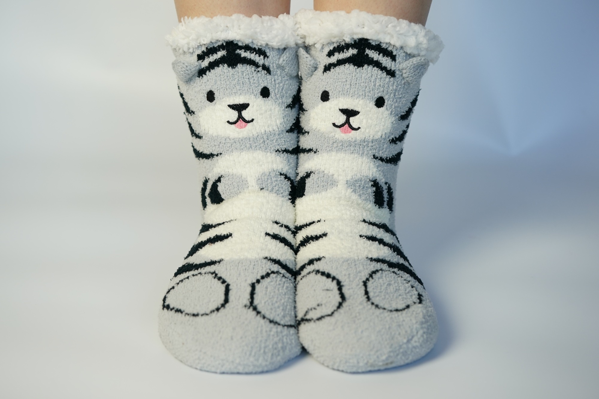 YFS-27 Slipper Socks with Grippers for Women Socks for Women Home Sleeping Winter Socks