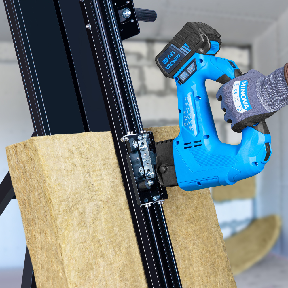 Brushless Insulating Saw, Cordless 18V 4Ah Insulation Saw, Air Cooling 2800 SPM Insulation Cutter for Mineral Wool, Foam Glass, Rock Wool, Wood fiber Boards, Recycled Cotton Boards