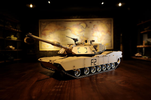 1:16 USA M1A2 Abrams RC Tank - Basic version