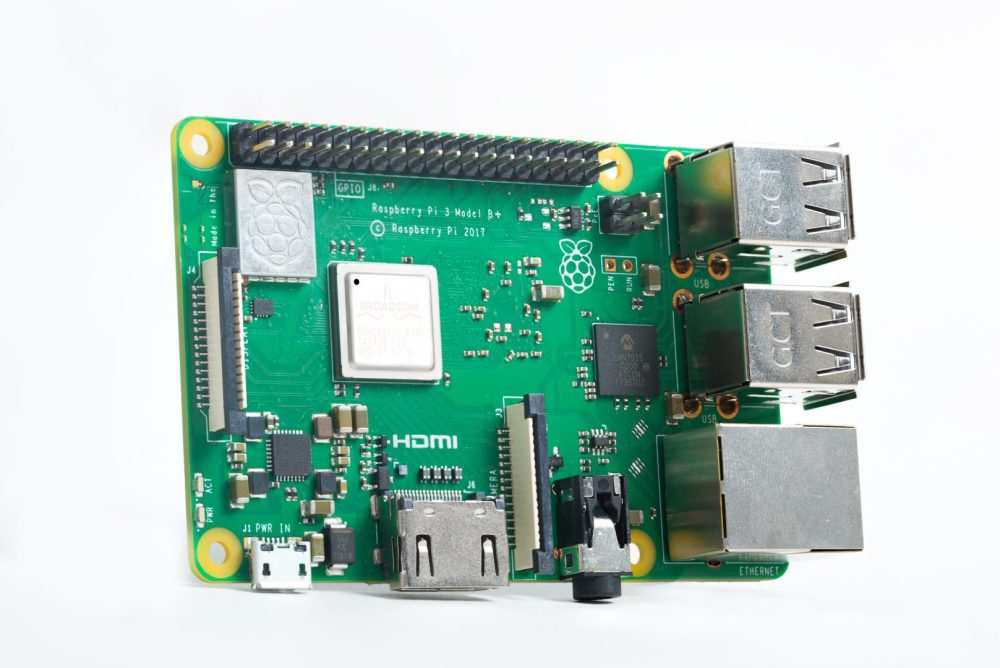 Raspberry Pi 3 Model B/B+