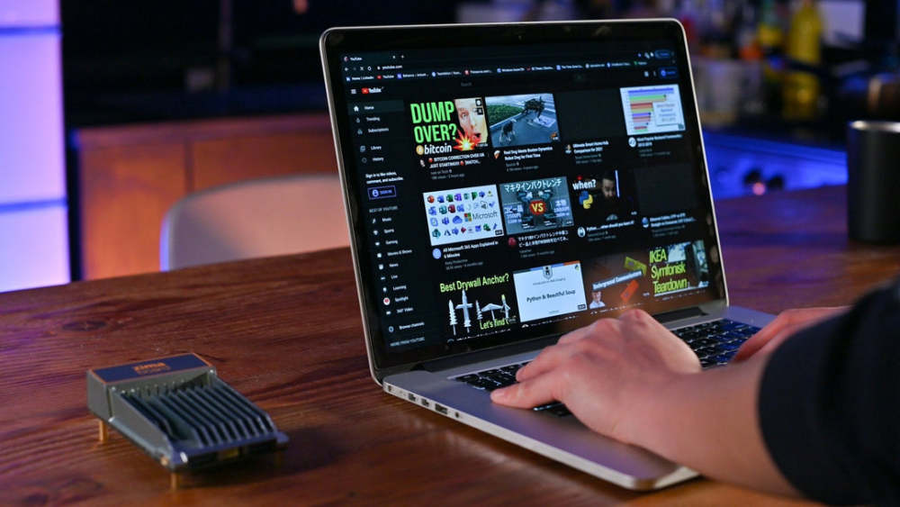 Zimaboard - Single Board Server, SATA 3.0x2, GbE x2, PCle 2.0 4lane x1 -  x86 SBC,  CasaOS, NAS, PVE